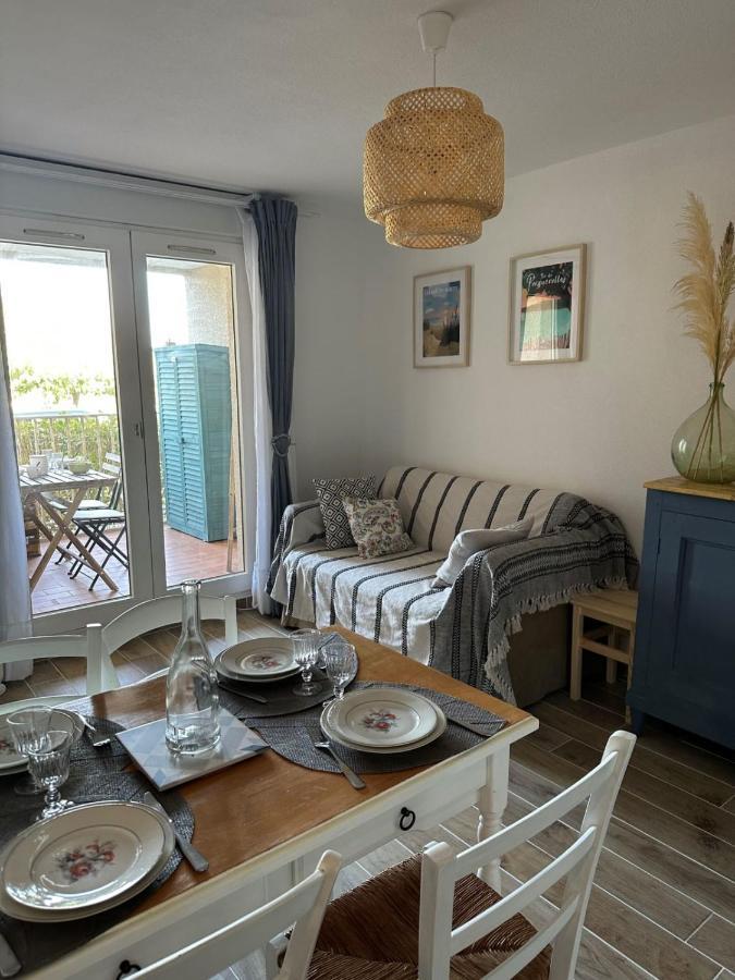 Very Cosy Apartment At 200 M From The Beaches La Londe-les-Maures Eksteriør billede